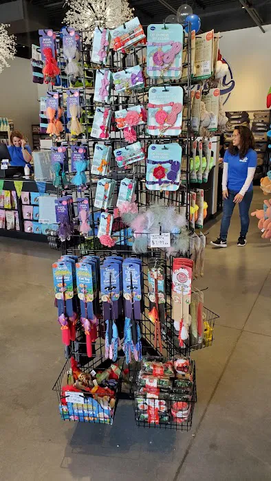 Fetch Pet Emporium Picture 6