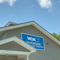 VCA Riverside Veterinary Hospital ico