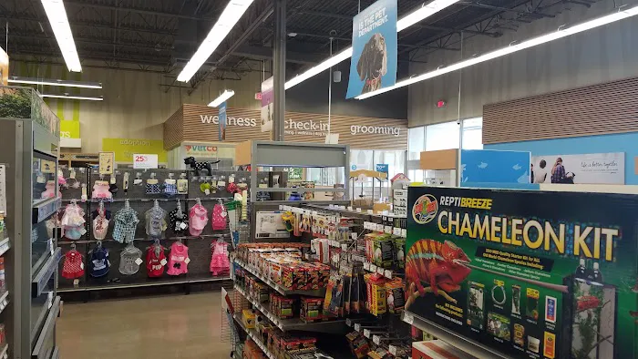 Petco Picture 4