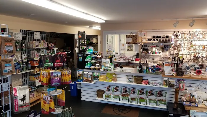 Green Mountain Pet & Tack Supply Picture 1