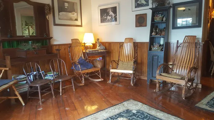 Milford Veterinary Clinic Picture 4