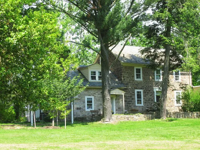 Doylestown Veterinary Hospital & Holistic Pet Care Picture 2