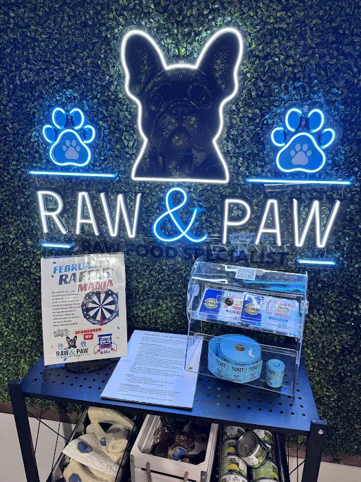 Raw & Paw Co. Picture 6