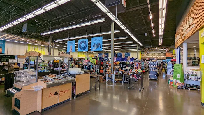 Petco Picture 5