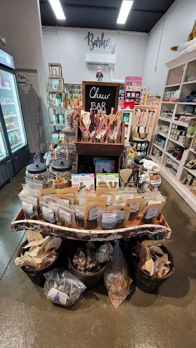 Cafe BoneJour Pet boutique and barkery Picture 3