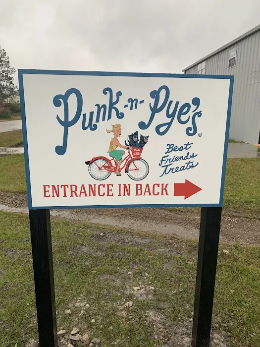 Punk-n-Pye's Best Friends Treats Picture 1