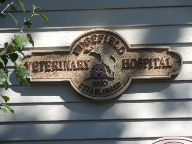 Edgefield Veterinary Hospital, LLC Picture 1