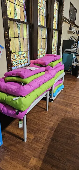 Youngblood's Natural Animal Care Center and Massage Picture 10