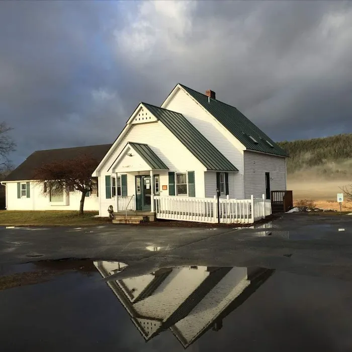Newbury Veterinary Clinic Picture 3