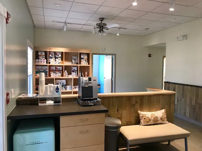 Onion River Animal Hospital Picture 6