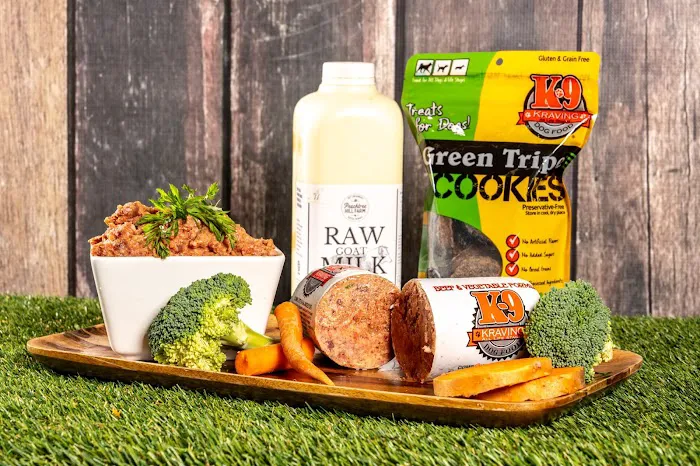 DFW Raw Dog Food @ Paws Up Daycare and Boarding Picture 3