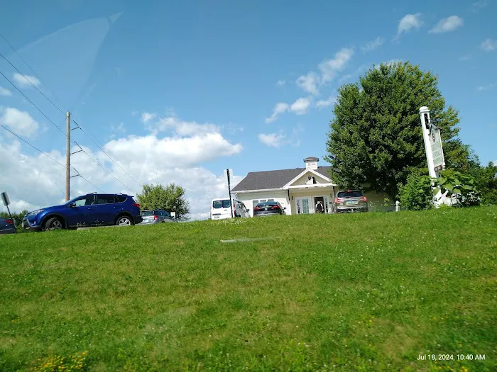 Vergennes Animal Hospital Picture 1