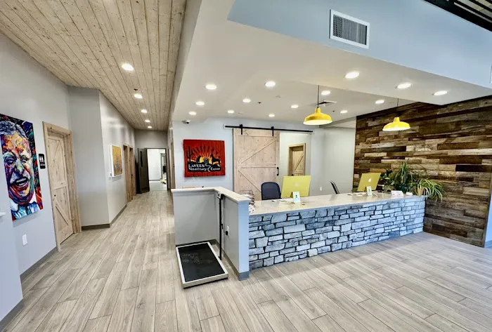 Laveen Veterinary Center Picture 10