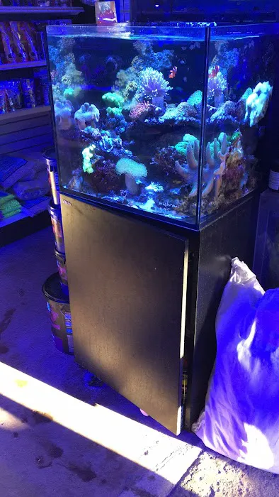 Total Fish & Pets Picture 2