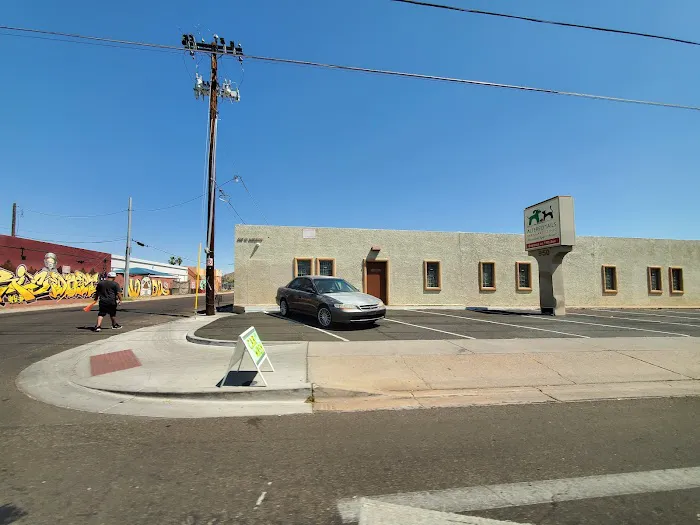 Altered Tails Barnhart Clinic, Phoenix Picture 2
