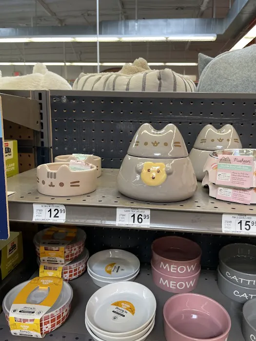 Unleashed by Petco Picture 1