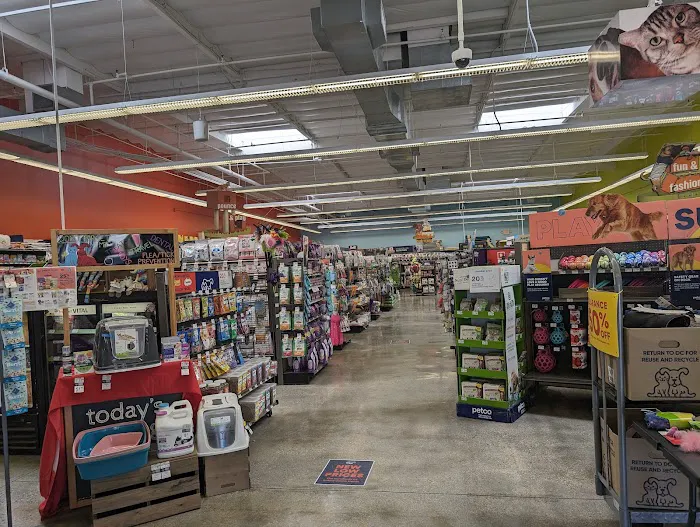 Unleashed by Petco Picture 6