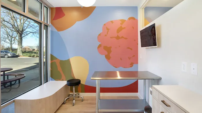 Petfolk Veterinary & Urgent Care - Scottsdale Picture 7