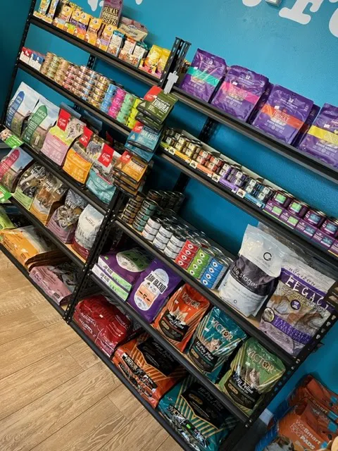Paws Pet Food Picture 8