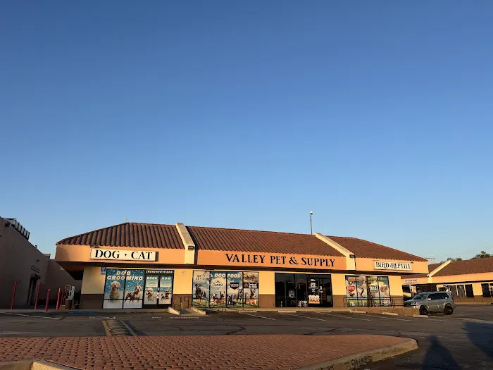 Valley Pet & Supply (+Grooming) Picture 10