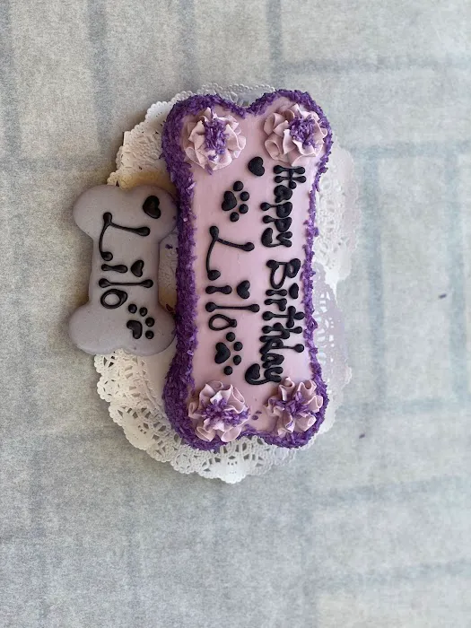 Layla's Dog Bakery Picture 1