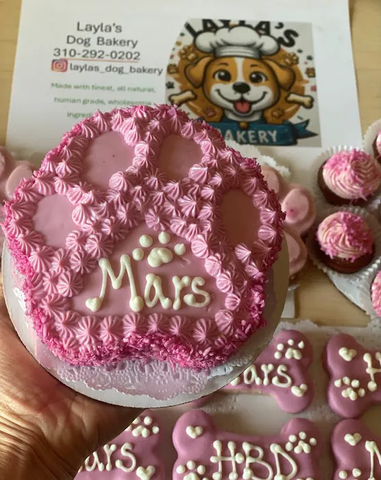 Layla's Dog Bakery Picture 2