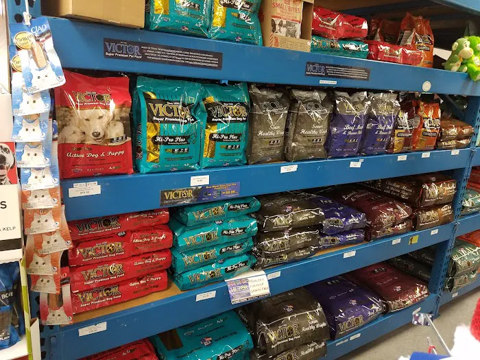 Friends Fur-Ever Pet Food & Supplies Picture 9