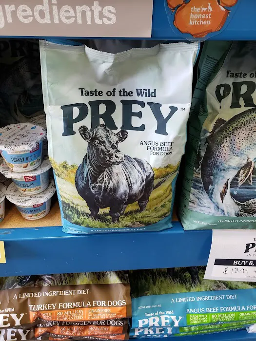 Friends Fur-Ever Pet Food & Supplies Picture 10