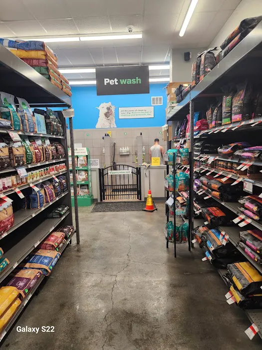 Pet Supplies Plus Long Beach-Los Altos Picture 3