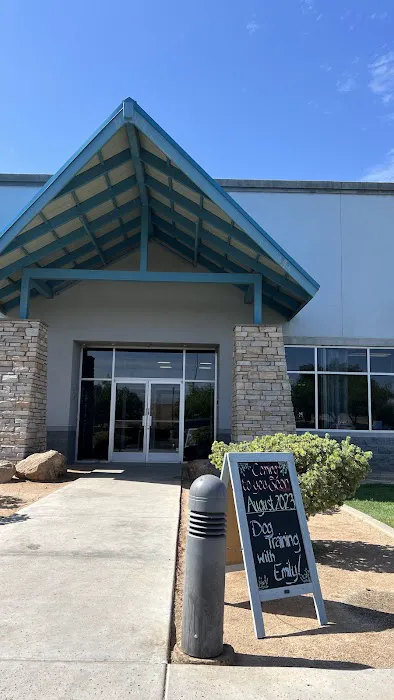 Deer Creek Animal Hospital & Pet Resort Picture 7