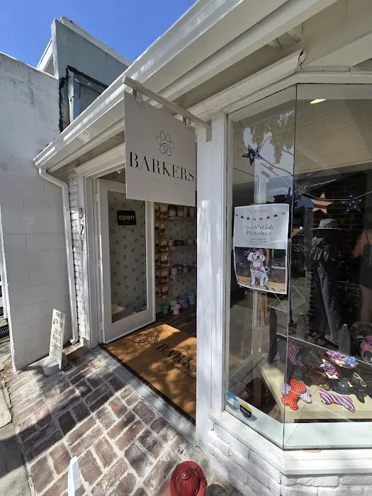 Barkers Dog Boutique Picture 1