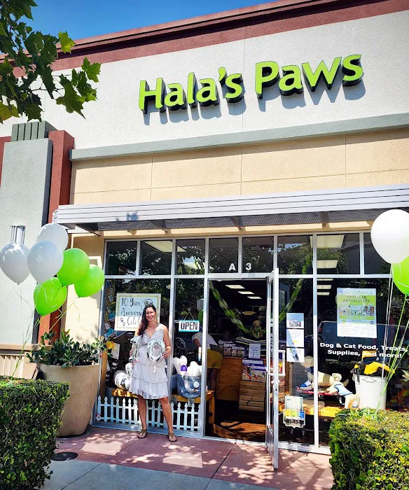 Hala's Paws Picture 5