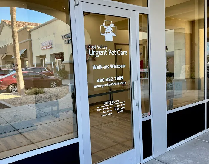 East Valley Urgent Pet Care Picture 5
