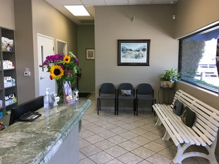 Newbury Park Veterinary Clinic Picture 5