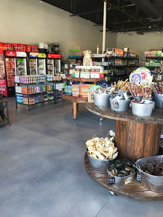 Carlsbad Pet & Feed - Vista Picture 7