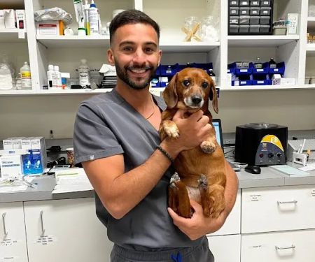 Kanan Veterinary Hospital