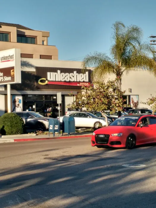 Unleashed by Petco Picture 8