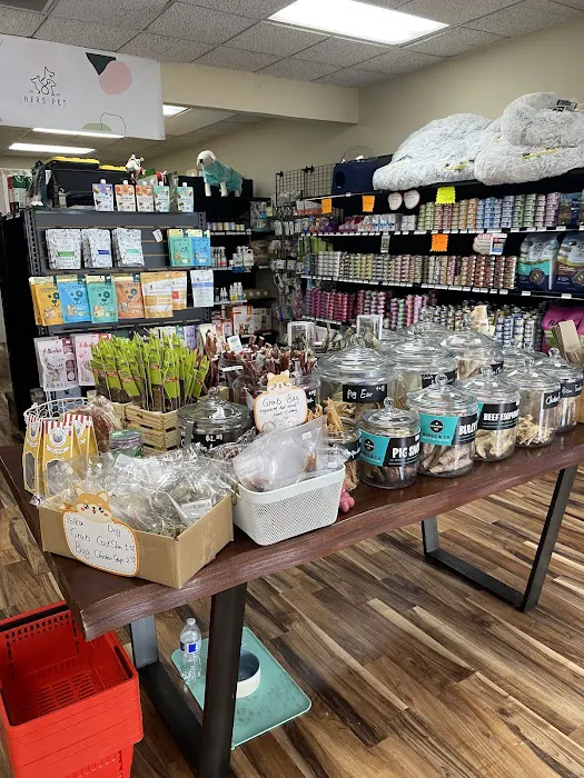 Hers Pet Shop Picture 9