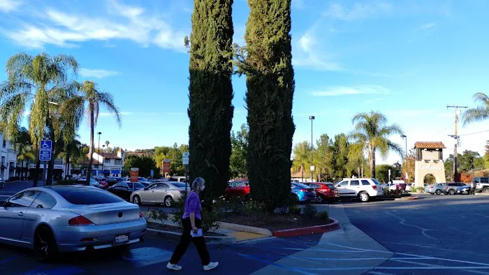 Dog and Cat Hospital Calabasas Picture 2