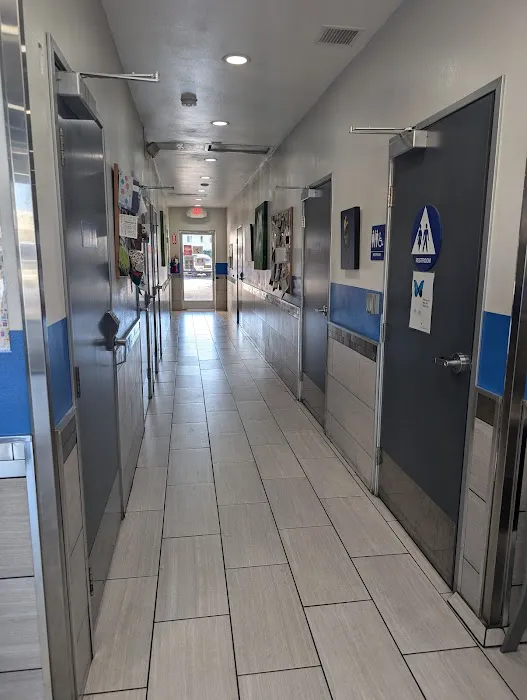 Value Vet Canoga Park Picture 2