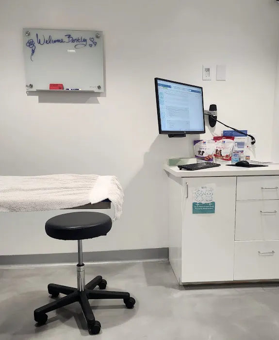 Palms & Paws Veterinary Center Picture 4