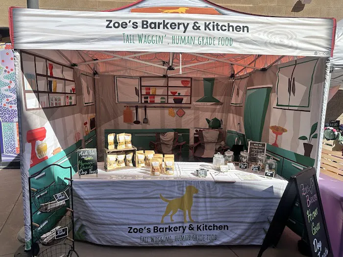 Zoe's Barkery & Kitchen Picture 3