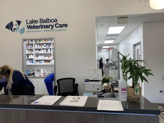 Lake Balboa Veterinary Care Picture 2