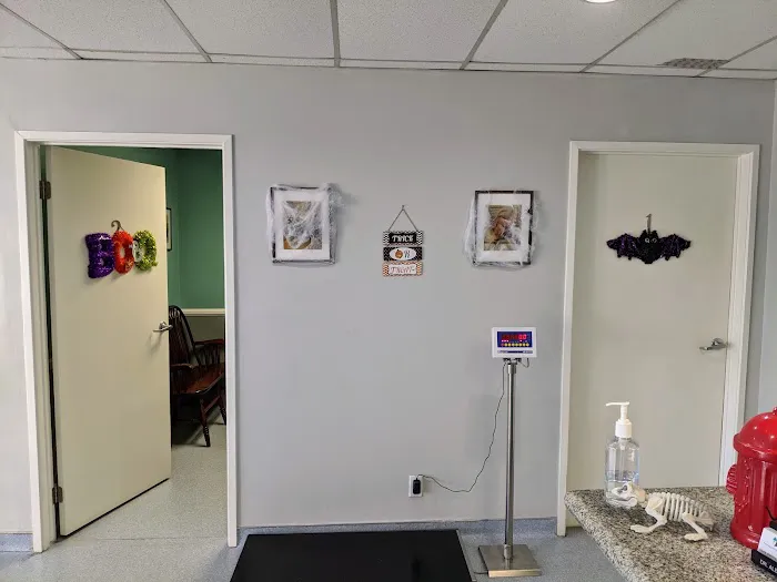 Sweet Home Veterinary Hospital Picture 9