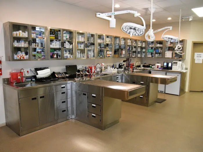 Burbank Veterinary Center Picture 9