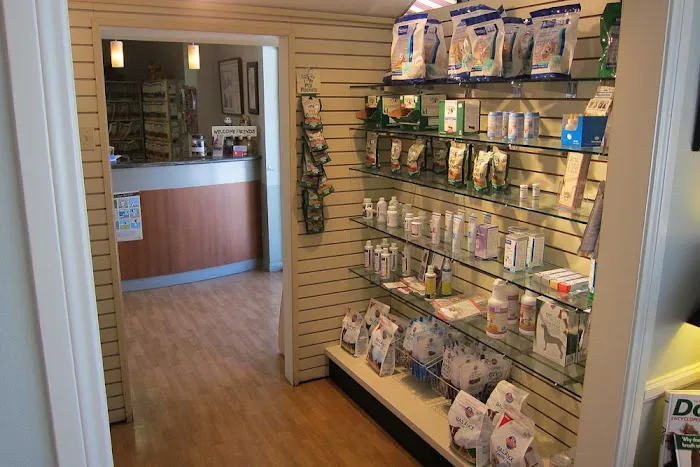 Rosemont Veterinary Hospital Picture 4