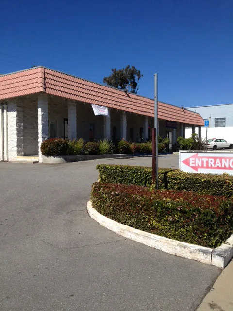 Manhattan Beach Animal Hospital Picture 2