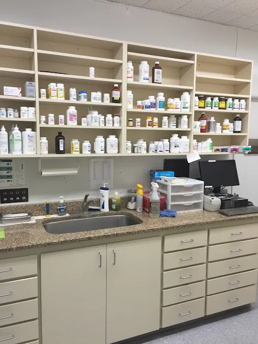 Sears Veterinary Hospital Picture 9