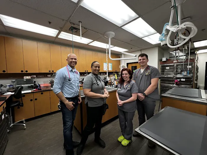 VetCheck Animal Hospital Picture 10