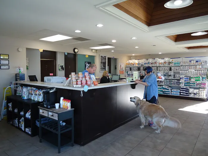 VCA Rossmoor-El Dorado Animal Hospital Picture 1